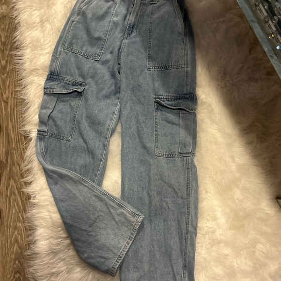 Light Blue Cargo Jeans - Picture 2 of 4
